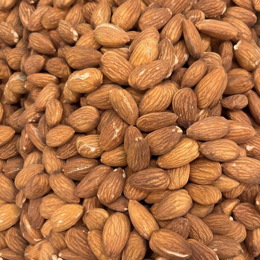 لوز محمص من دون ملح